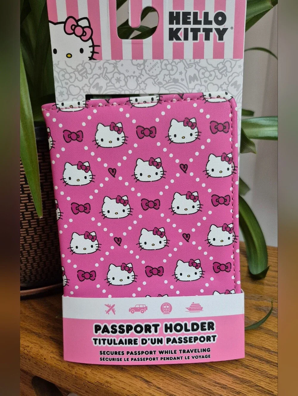 Hello Kitty Hot Pink Passport Holder And 2 Luggage Tags.... NEW WITH TAGS